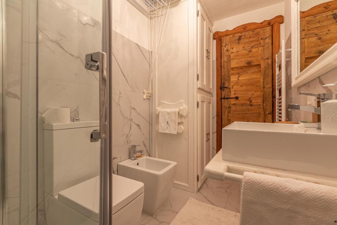 L'Atelier Du Temps - Le Petit Refuge Appartement Cogne Exterior foto